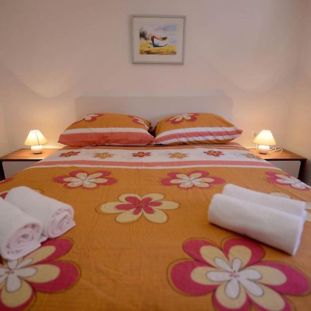 Apartman Adriana 扎达尔 外观 照片