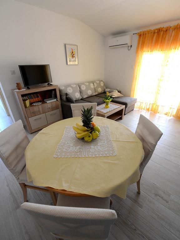 Apartman Adriana 扎达尔 外观 照片