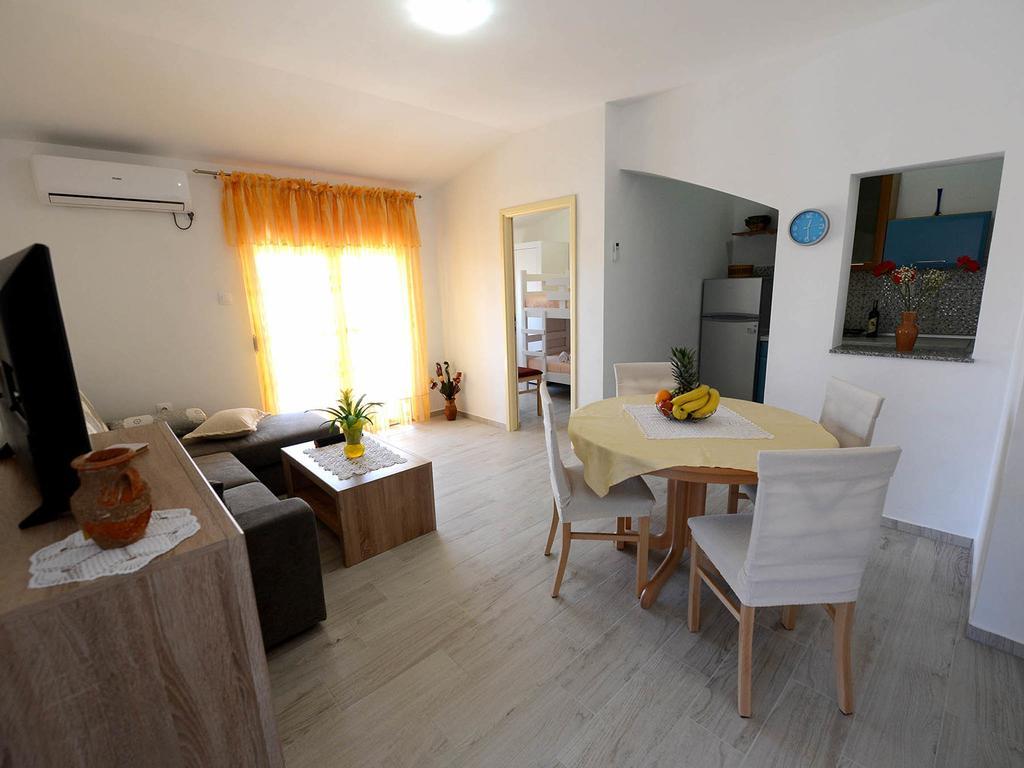 Apartman Adriana 扎达尔 外观 照片