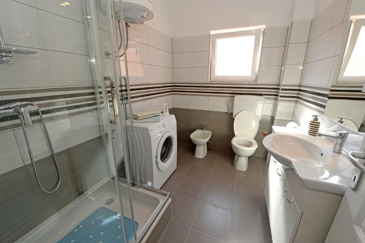 Apartman Adriana 扎达尔 外观 照片